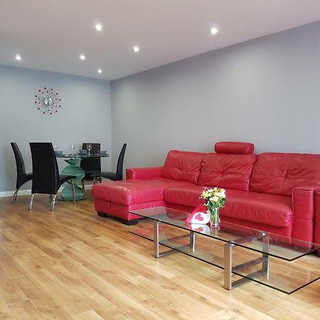 Glasgow'S Modern & Stylish 3 Bedroom Aparment エクステリア 写真